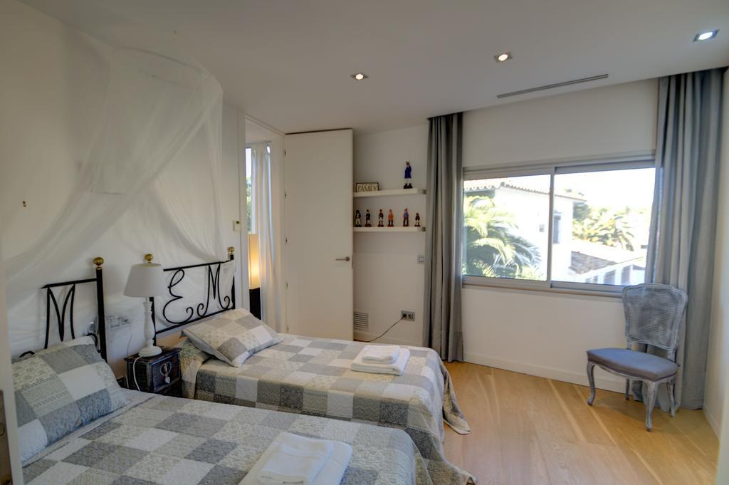Villa Tarantino Sitges Luaran gambar